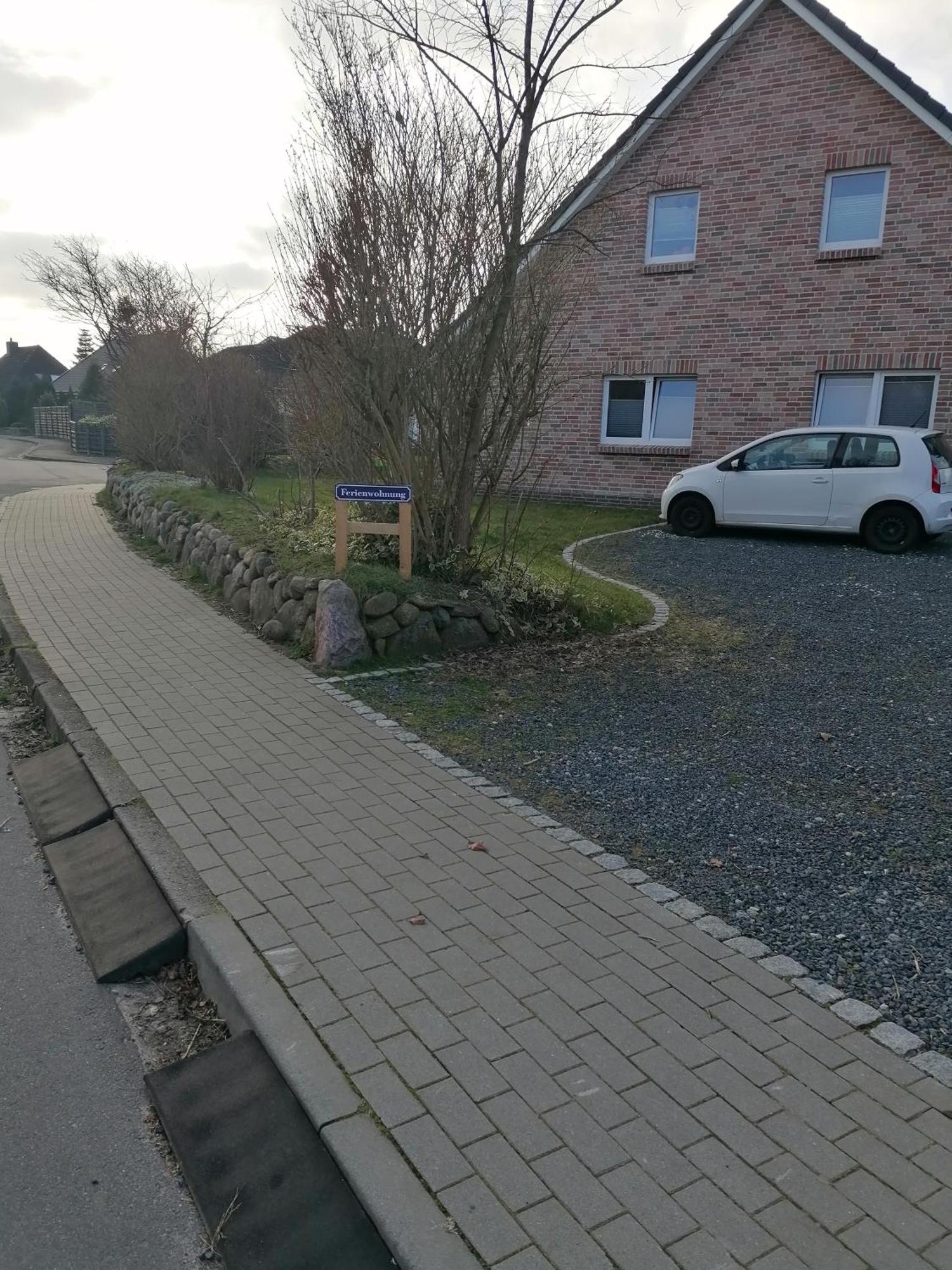 Sharky Ferienwohnung In Bahnhofsnaehe นีบึลล์ ห้อง รูปภาพ